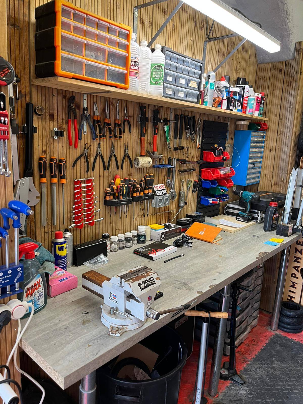 Réparateur de trottinette sur Cannes