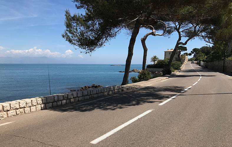 louer un vélo pas cher à Juan les Pins