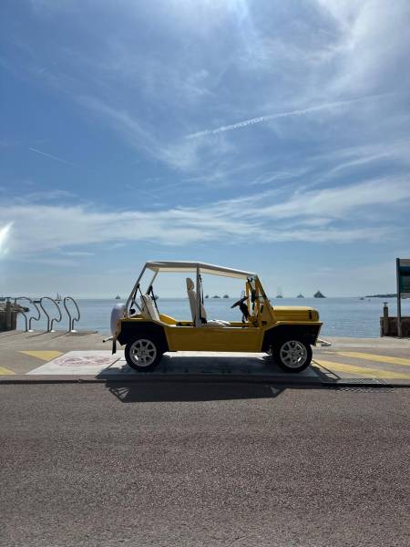Louer une mini moke à antibes